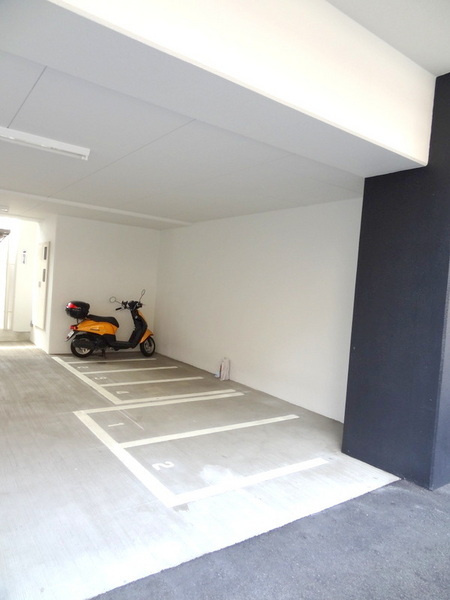 インザライフ大正RESIDENCEの駐車場|★バイク置き場も有ります★