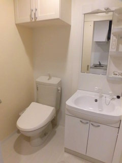 インザライフ大正RESIDENCEのトイレ|★トイレ兼オシャレな脱衣所★