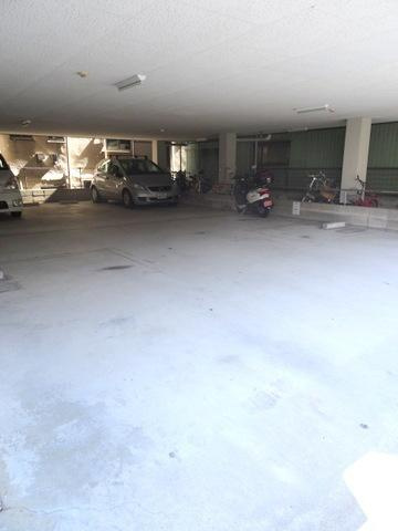 ハナキマンションの駐車場|★駐車場★