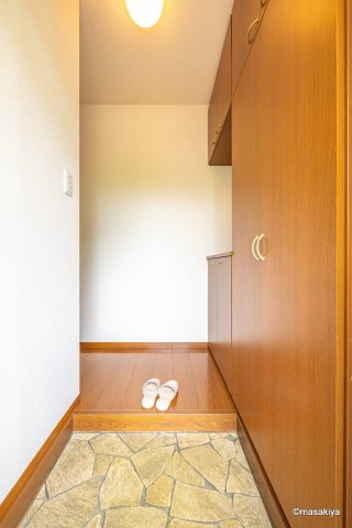 クレアール朝陽の玄関