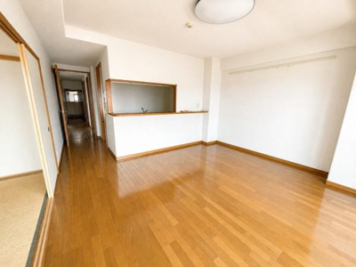 【居間・リビング】 | サーパス南町中古マンション