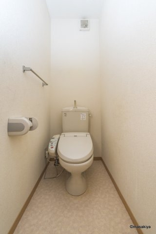 シェリール朝陽のトイレ