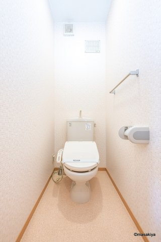 シェリール朝陽のトイレ
