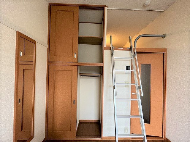 レオパレスメルツェの内装