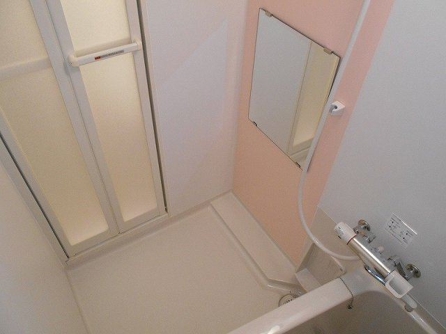 クレイノヴェリテの浴室