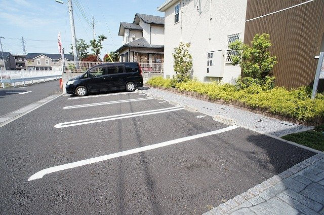 ドゥ・ヴェルデの駐車場