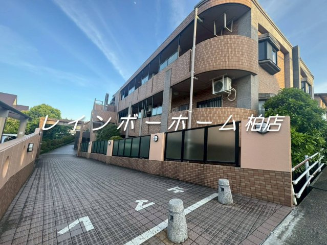 仲介手数料（賃料の1.10ヵ月）の50％OFF対象物件！の外観|きれいな外観です
