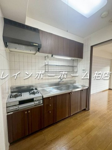 仲介手数料（賃料の1.10ヵ月）の50％OFF対象物件！のキッチン|別部屋。参考写真。
