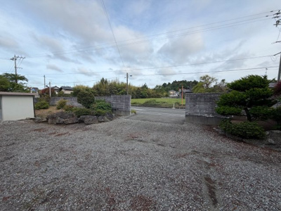 【駐車場】 | 相馬郡新地町谷地小屋字新地　庭付き　7SLDK