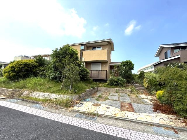 海見え！全室南向きオーシャンビュー　ウッドデッキの外観|陽当良好