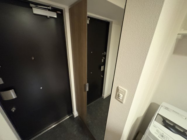 【玄関】 | プレサンス堺筋本町駅前シェル