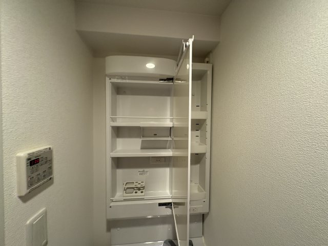  | プレサンス堺筋本町駅前シェル
