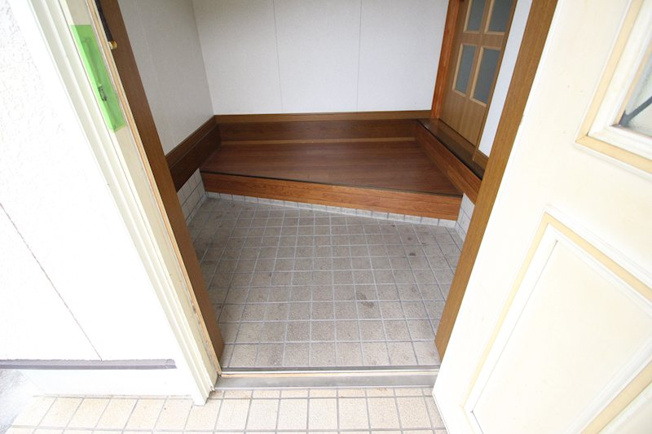 【玄関】 | 玉野市宇野3丁目戸建