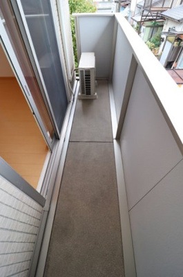 【バルコニー】 | ドルチェ洲崎 | 別のお部屋のお写真になります。
