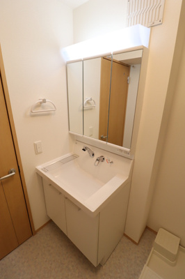 【洗面所】 | ドルチェ洲崎 | 別のお部屋のお写真になります。