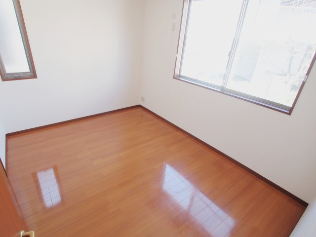 シャンプルⅡの洋室