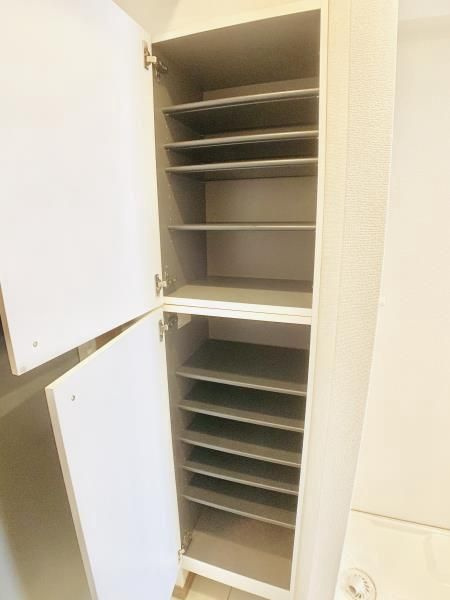 キバサンフラットの収納