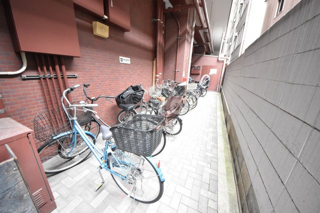 ドムス東梅田　扇町小学校区のその他共用部分|ドムス東梅田　自転車置き場