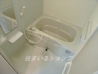 ユニベールＢの浴室|追い焚き・浴室暖房乾燥機あり