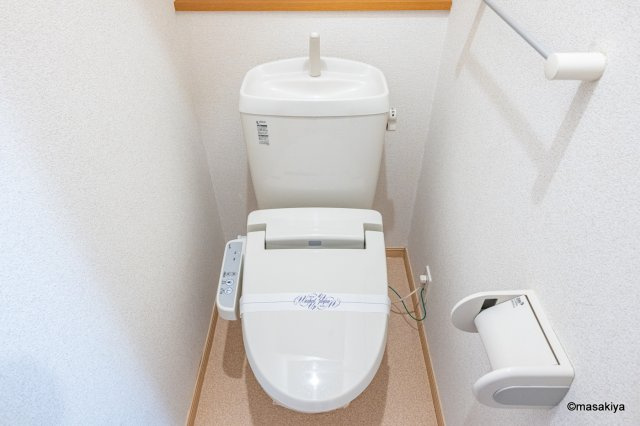 Zenのエントランス|玄関ドア