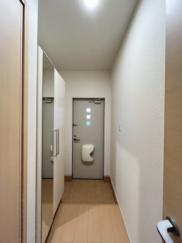 モンリーブル　Ⅲの玄関