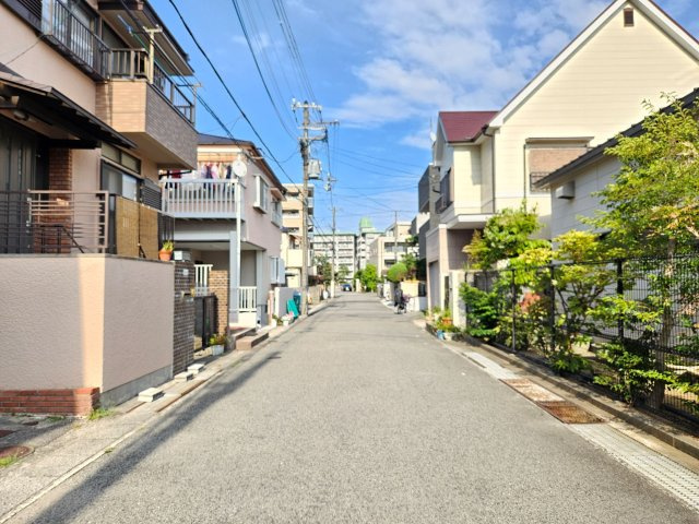 【前面道路含む現地写真】の画像