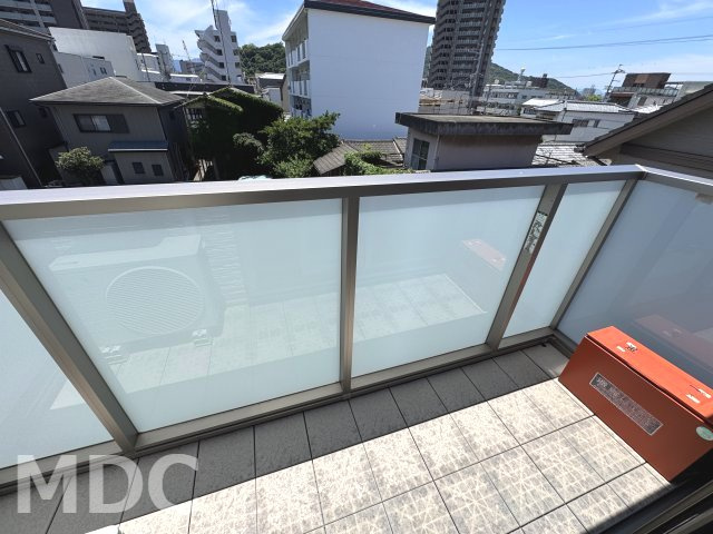 ベレオ助任橋のバルコニー
