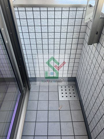 コンフォート東住吉のバルコニー