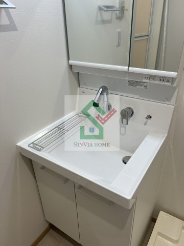 コンフォート東住吉の独立洗面台