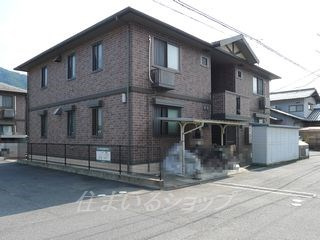 ヴィルヌーブマスダ　A棟の外観