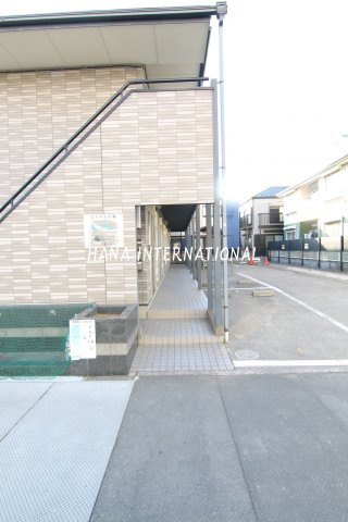 ロイヤル行徳のエントランス