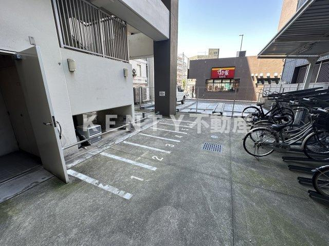 【その他共用部分】 | レジディア大森東 | 車をお持ちの方に嬉しい駐車場付きの物件です