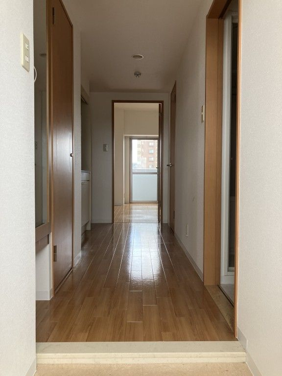 ヴェルドミールの玄関
