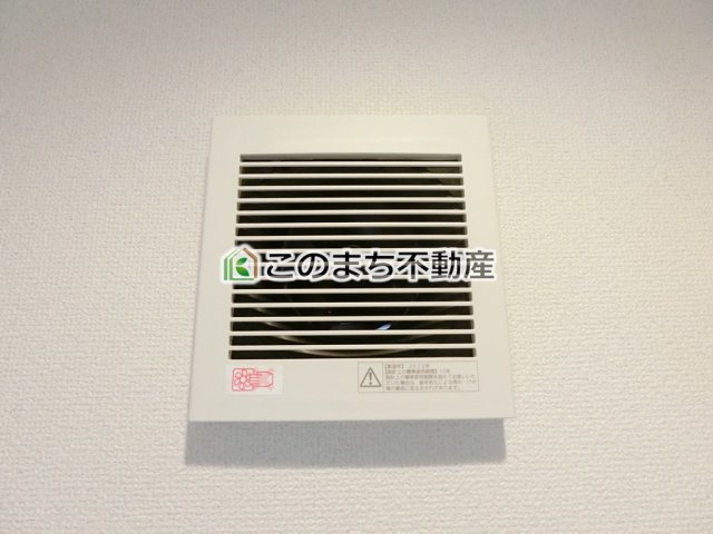 グラファーレ那須塩原市太夫塚の設備|同社施工物件の写真です。※建具やフローリング、その他仕様が違う場合がございます。