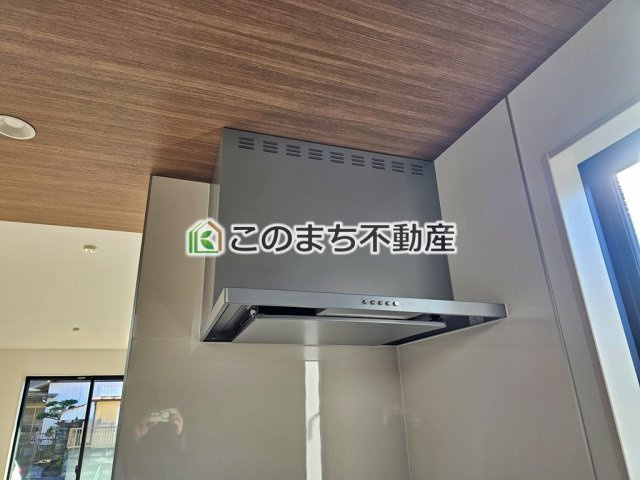 グラファーレ那須塩原市太夫塚のキッチン|お料理の匂いもスッキリ♪シンプルデザインで掃除も簡単‼