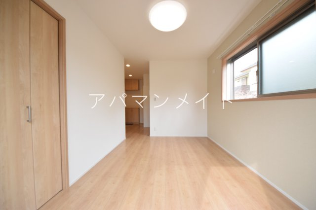 【居間・リビング】 | 角部屋です