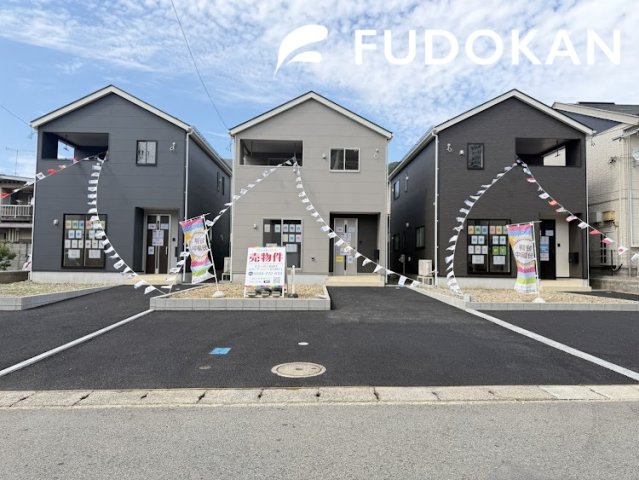山形市あさひ町第1【新築建売】2号棟の駐車場|駐車場も広々です♪内覧ご予約受付中です！