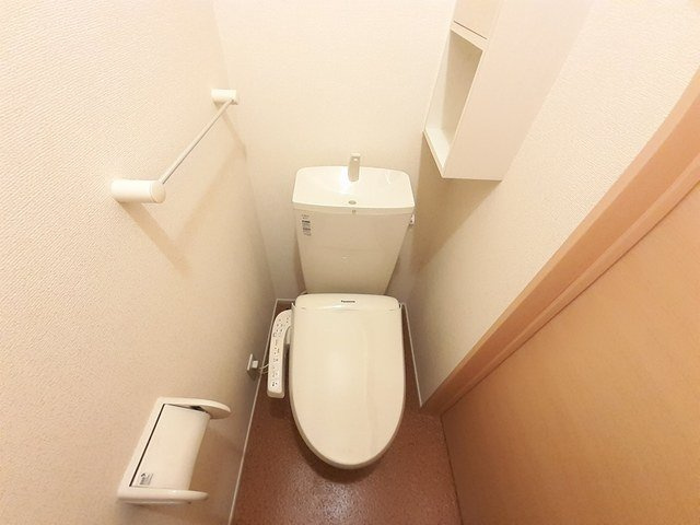 グリーンステージⅢ番館のトイレ|コンパクトで使いやすいトイレです
