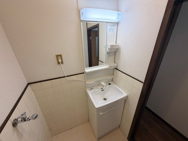 水尾グリーンハイツC棟の洗面所