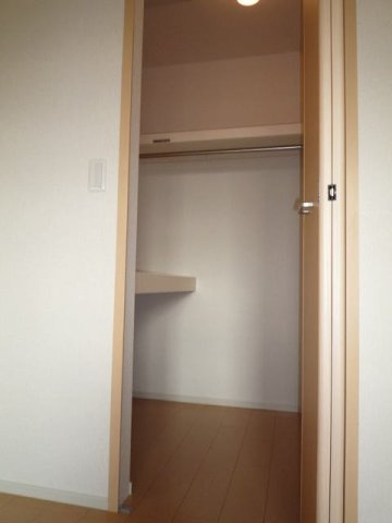 ブリランテ　Ⅱの収納|小物を収納するのに便利です
