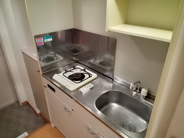 川崎市多摩区三田２丁目の賃貸マンションのキッチン