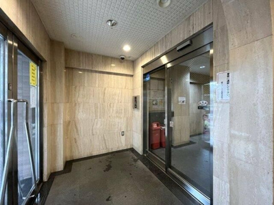 【エントランス】