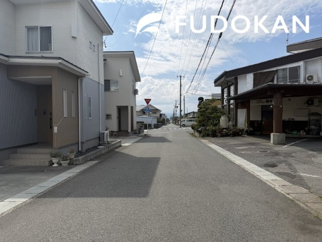 山形市あさひ町第1【新築建売】3号棟の前面道路含む現地写真|前面道路