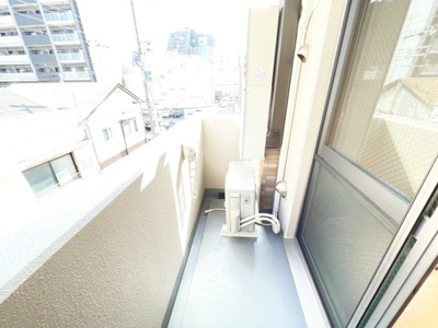【バルコニー】 | エッセンティア春日野