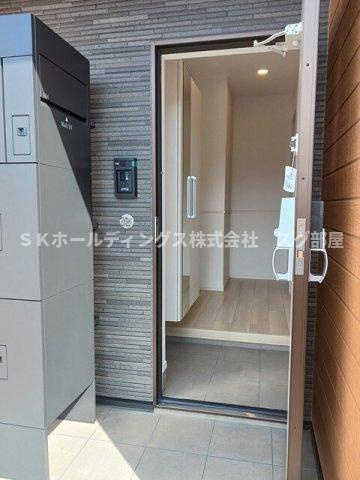 カーサ　Ｋ　スワンⅠの玄関