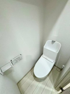 【トイレ】 | ハウスTKA目白 | 清潔感のあるトイレです