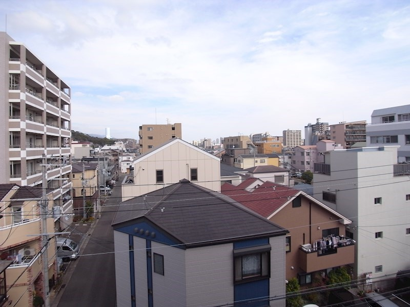 イーナ板宿の展望