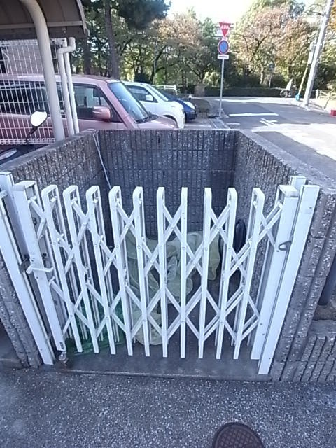 コンフォート出屋敷の外観