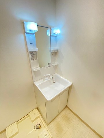 エーデルハイム　越水町の洗面所