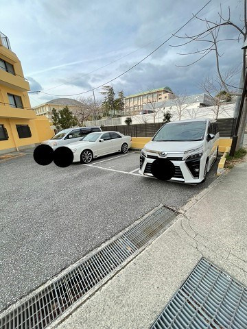 上ヶ原TWENTYEIGHTの駐車場